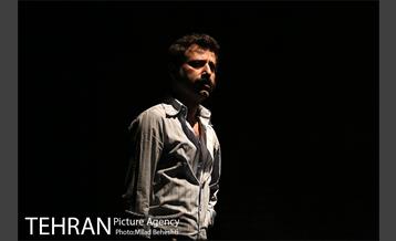 نمایش فیل در تاریکی 5