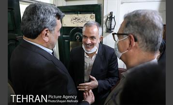 بازدید شهردار تهران از مرکز اسناد بلدیه 11