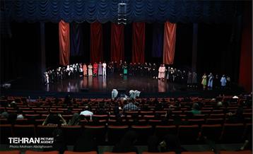 نمایش آئینی مذهبی «در انتظار...» 64