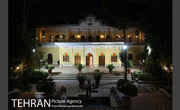 یک شب با پوریا سوری شهردار شب 4