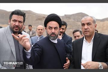 بازدید عضو شورای شهر از پروژه بزرگراه شهید شوشتری 26