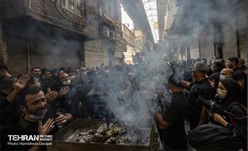 قط مداحان قدیمی و حرفه ای که به چهارپایه خوانی تسلط دارند، می توانند در برگزاری این آداب سنتی ـ مذهبی موفق عمل کنند
