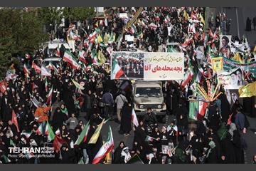 اجتماع «دختران جان‌فدای ایران» - 3 32