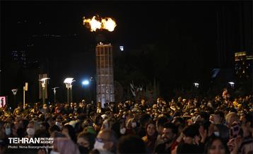 افطاری ساده روی پل طبیعت 35