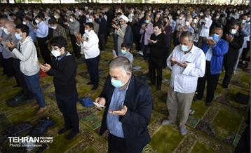 اقامه نماز عید سعید فطر در دانشگاه تهران 37