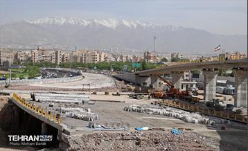 بازدید رئیس شورای شهر تهران از کلان‌پروژه بزرگراه یادگار امام(ره) 8