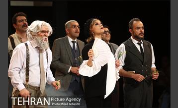 نمایش مرغ دریایی من 3