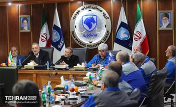 بازدید شهردار تهران از شرکت ایران‌خودرو 12