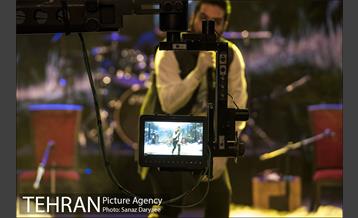 کنسرت آنلاین علی زند وکیلی 17