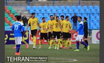 دیدار تیم‌های فوتبال پیکان تهران - سپاهان اصفهان 2