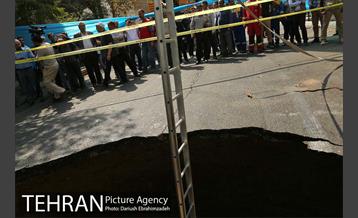 ریزش بخشی از خیابان پیامبر اتوبان ستاری 6