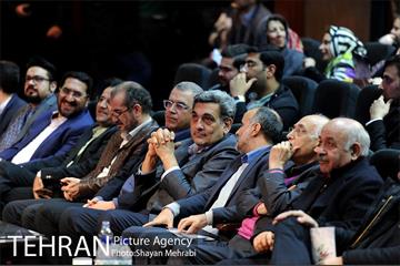 شب موسیقی انقلاب در منطقه گردشگری عباس آباد 17