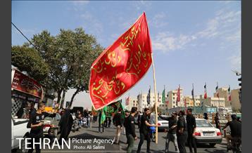 برگزاری مراسم سوگواری سالار شهیدان امام حسین (ع) در محلات منطقه 15 4