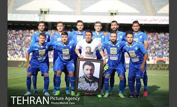 دیدار تیم‌های فوتبال استقلال و پدیده 5