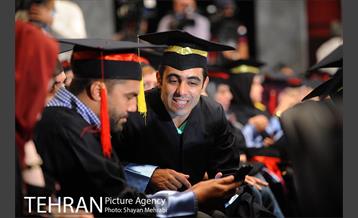 نخستین جشن فارغ التحصیلی ادوار دانشکده خبر 28