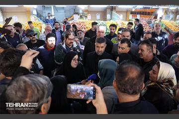 بازدید سخنگوی دولت از بازار میوه و تره‌بار و شهروند جلال آل احمد 39