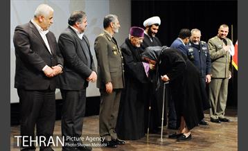 همایش گرامیداشت ایثارگران ادیان توحیدی 30