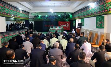 بدرقه پیکر مطهر شهید گمنام دوران دفاع مقدس در اداره‌کل سرمایه‌انسانی 10