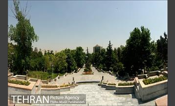 بوستان های خیابان ولیعصر 18