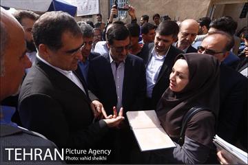 بازدید وزیر بهداشت و سرپرست شهرداری تهران از کوره پز خانه 10