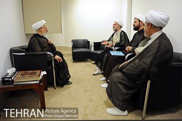 دیدار حجت‌الاسلام صادق‌زاده با تعدادی از مراجع عظام تقلید و علما در شهر مقدس قم 28