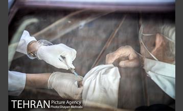 بزرگترین مرکز واکسیناسیون خودرویی کرونا در تهران 1