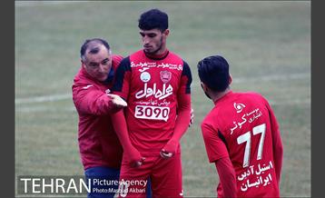 دیدار دوستانه تیم های فوتبال پرسپولیس و پارس جنوبی جم