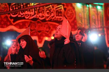 مراسم احیای شب‌ بیست‌ویکم ماه مبارک رمضان در بهشت زهرا(س) 8