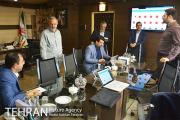 بازدید احمد مسجد جامعی از ستاد انتخابات شورایاری محلات شهر تهران 4