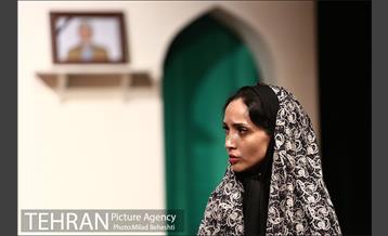 نمایش همسایه آقا‎ 26