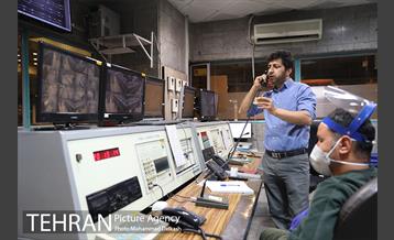 عبادت و خدمت؛ ایستگاه مترو امام خمینی(ره) 4