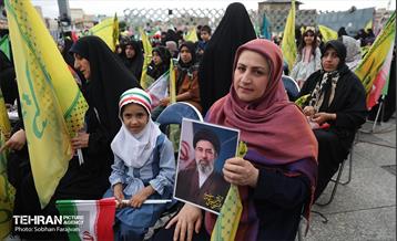 اجتماع «دختران آرمانی» 38