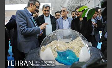 بازدید شهردار تهران از هجدهمین نمایشگاه بین المللى محیط زیست 7