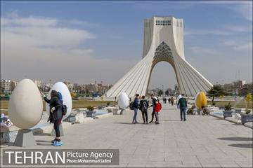 جشن نهال هاى کوچک شهر و تخم مرغ هاى رنگى در منطقه ٩