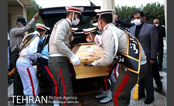 تشییع پیکر استاد محمدرضا شجریان در بهشت زهرا (س) 10