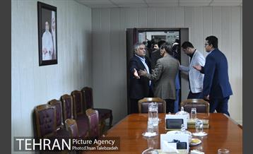 دیدار صمیمانه کارکنان شهرداری تهران با حسن رباطی 3