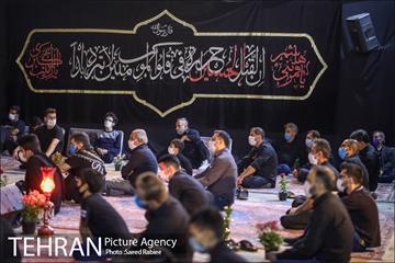 مراسم عزاداری شب عاشورای حسینی در هیات فرهنگی جنت العباس(ع) 18