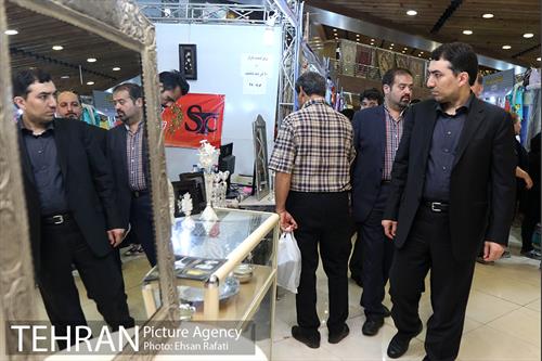 یک شب با امین عارف نیا؛ شهردار شب تهران 16