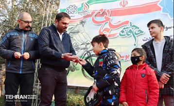 همایش دوچرخه سواری به مناسبت سالگرد شهادت حاج قاسم سلیمانی 12