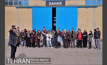 تور عکاسی نان 19