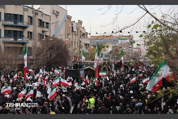 تشییع پیکر ۱۰۰ شهید مردمی و مدافع امنیت در تهران - 1 21