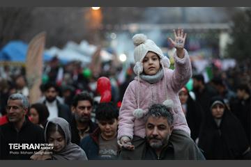 جشن نیمه‌شعبان در میدان ولی‌عصر (عج) - 3 14