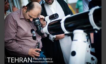 استهلال هلال ماه شوال از فراز برج میلاد تهران 31