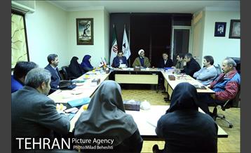 نشست نمایندگان کمیسیون فرهنگی مجلس شورای اسلامی و اعضای ستاد برگزاری جشنواره تئاتر فجر‎ 5