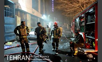 آتش سوزی در ساختمان برق حرارتی 25