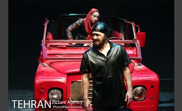 نمایش هفتمین جان سگ 22