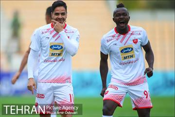 دیدار تیم‌های سایپا و پرسپولیس در لیگ برتر فوتبال ایران 4