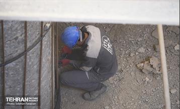 پروژه مقاوم‌سازی پل تقاطع بزرگراه همت و رودخانه کن 15