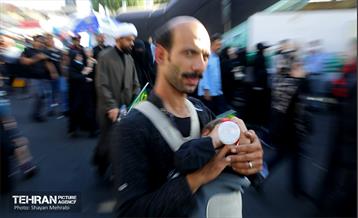 حضور کودکان در مراسم پیاده روی جاماندگان اربعین حسینی(ع) 1