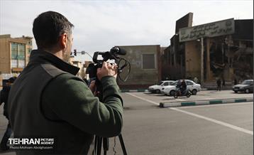 بازدید خبرنگاران رسانه‌های خارجی از تخریب اموال عمومی شهر 14